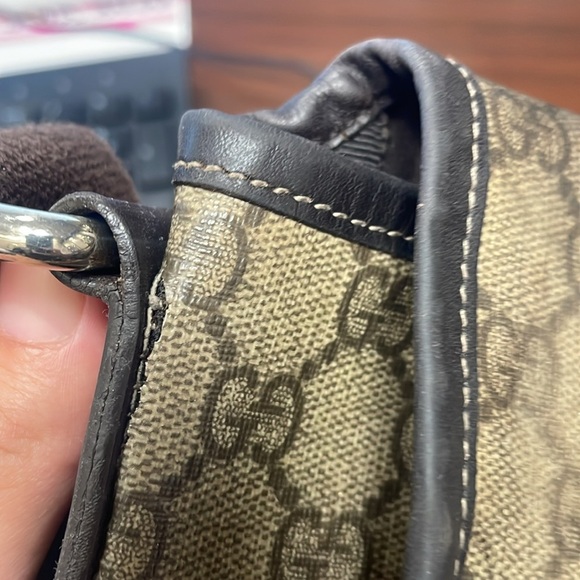 Vintage Gucci GG Supreme Monogram Small Crossbody Flap Bag serial #223666 - Picture 14 of 16